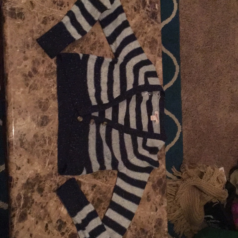 Long sleeve grey and navy stripped cardigan